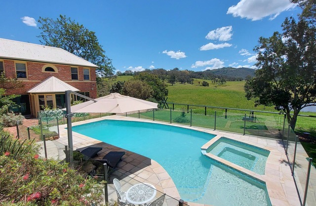 Camyr Allyn Homestead - Idyllic Hunter Valley Grand Federation Farm Stay