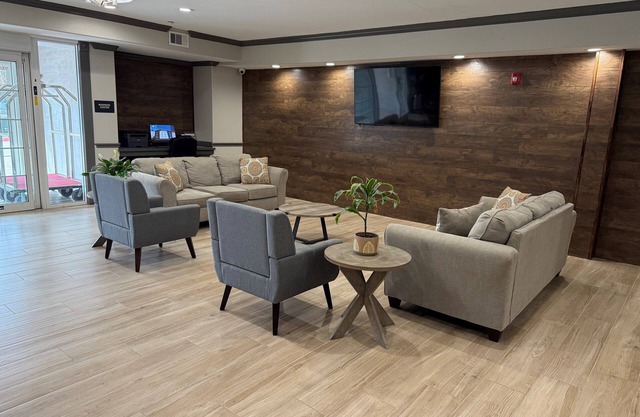 Candlewood Suites La Porte by IHG