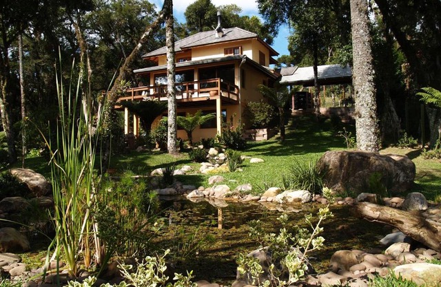 Cantinho das Camélias