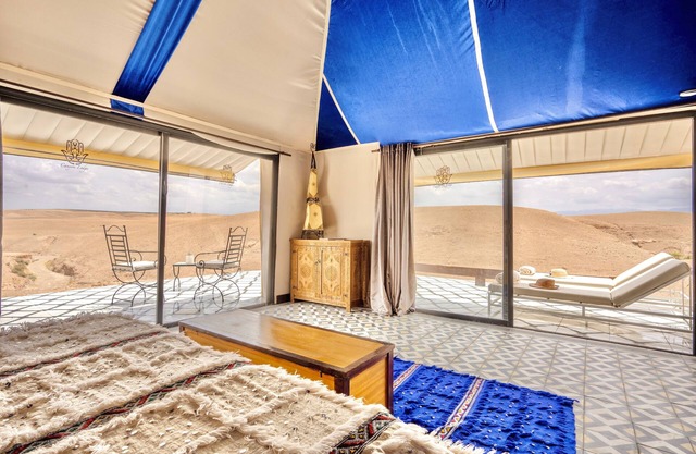Canyon Lodge Desert Agafay with breakfast and dinner with show included