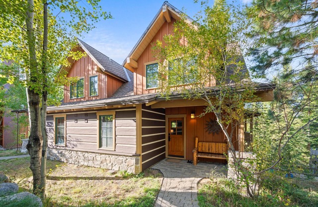 Canyon View Townhome|Ski-in Ski-out|Pet Friendly