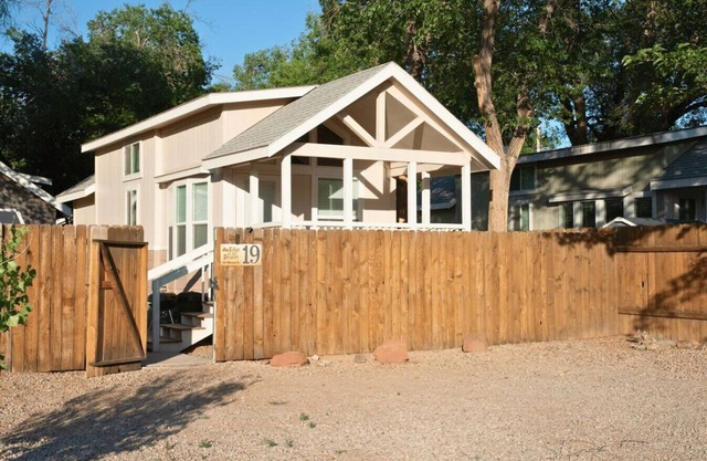 Canyonlands Cabin #19