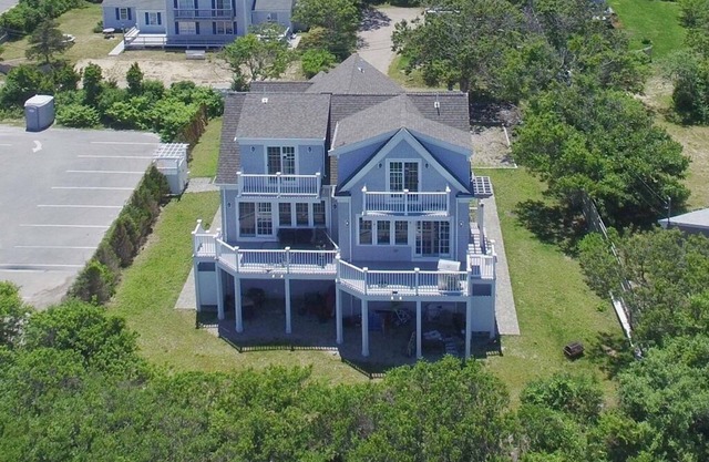 Cape Cod Bay Beachfront Condo (2047)