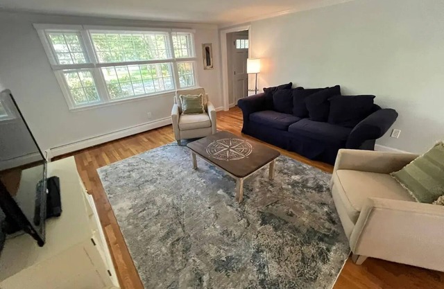 Cape Cod Fun - Entire home 3BR up to 9 guests