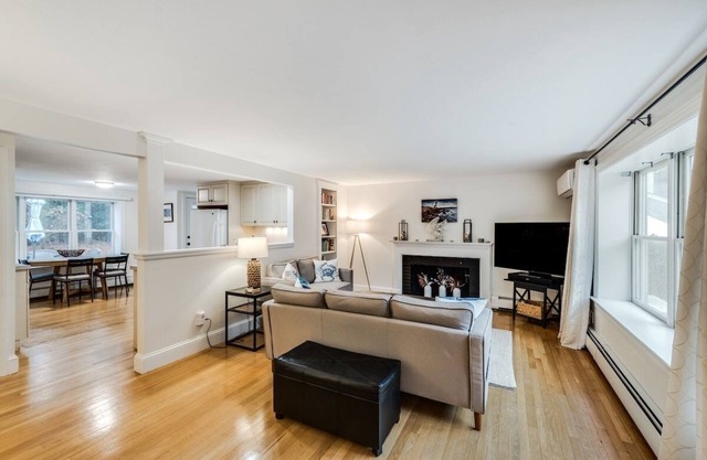 Cape Cod getaway near Craigville Beach