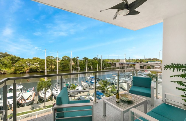 Cape Crossing Resort & Marina