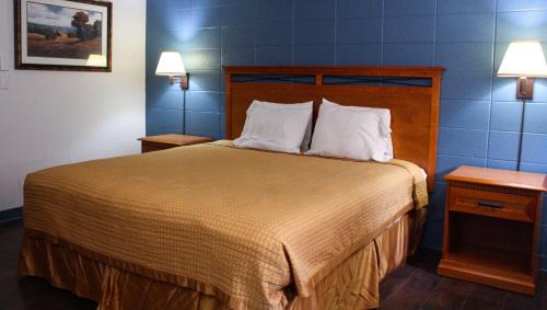 Capital O Budget Inn Ontario I-84