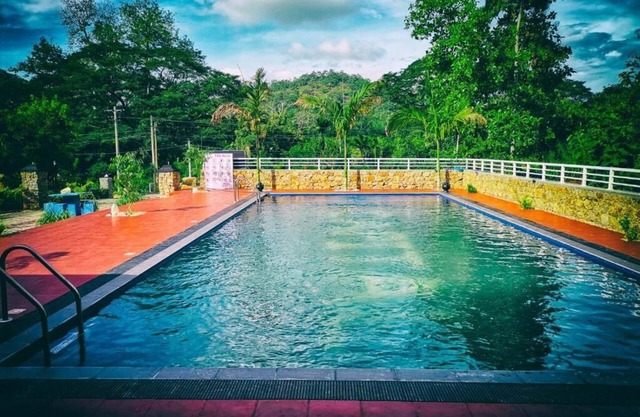 Capital Resort Inn
