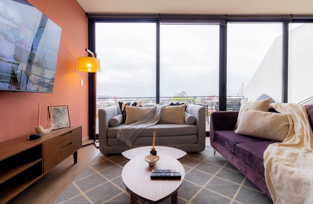Capitalia - Contemporary Style @Del Valle