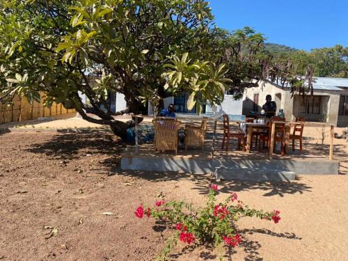 capricorn lake - Guest House