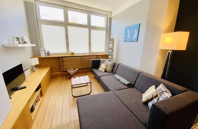 Captain Karsten, near the beach