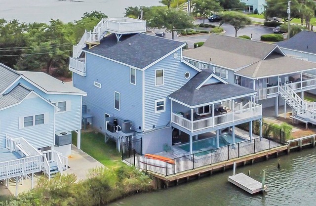 Captain's Cove - Pool, Rooftop and Inlet Views