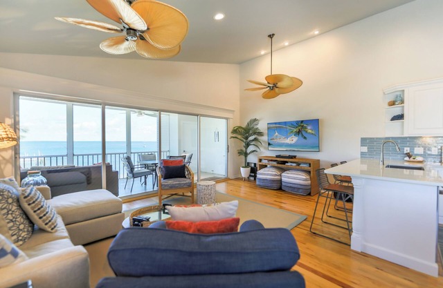Captiva hide a way 2D