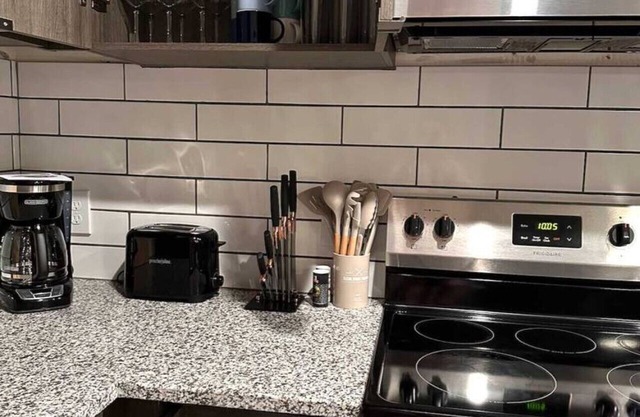 Captivating 2BR 2BA Near UGA | Walk to Stadium