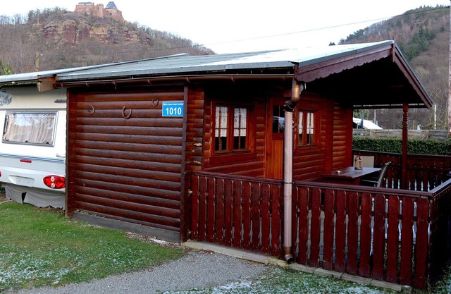 Caravan for 4 guests with 20m² in Nideggen (272045)