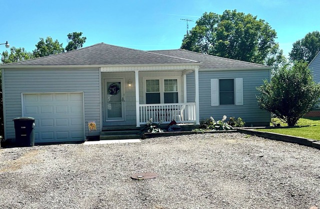 Cardinal Cottage - 2 bedroom cozy home
