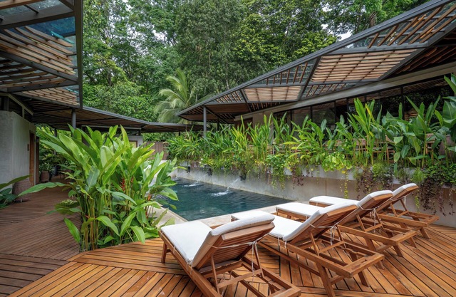 Caribbean Courtyard Luxury Villas