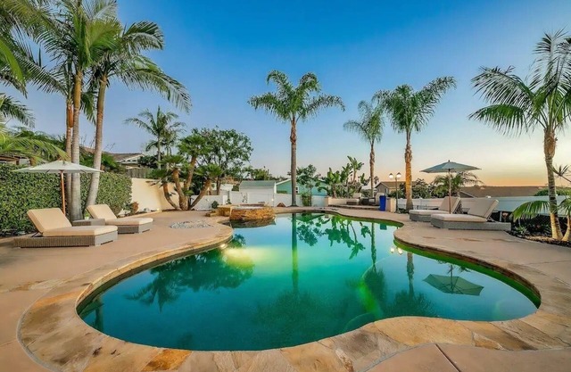 Carlsbad Oceanview Luxury Home w/Private Pool, Spa, Outdoor Kitchen & Grill