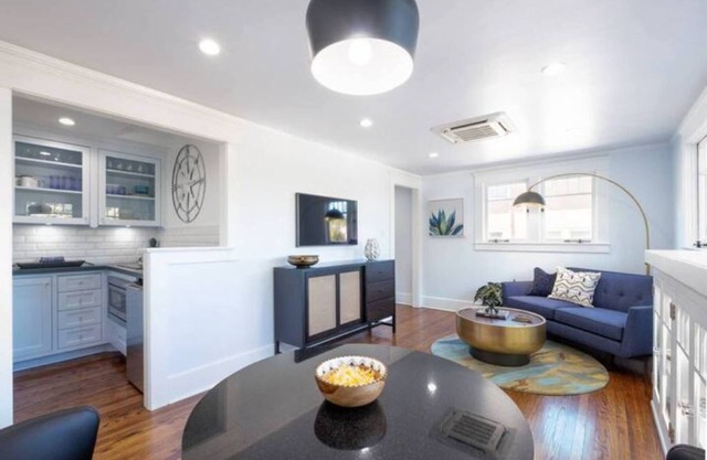 Carriage House Apartment