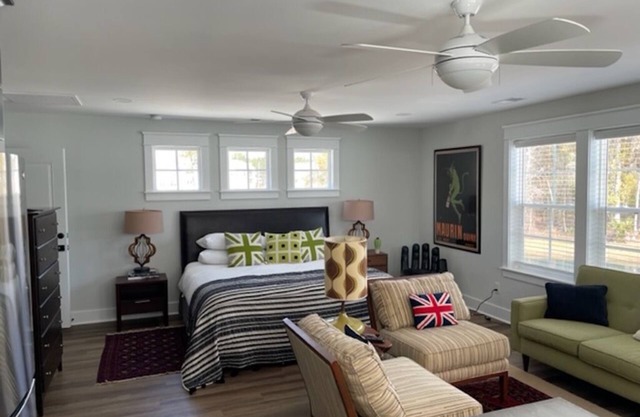 Carriage House with View