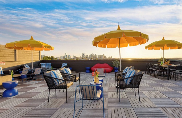 Carter #304 by AvantStay | 1BR + Rooftop Access