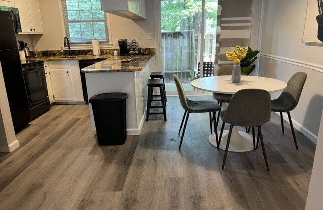 Cary End Unit 2 Bedroom Townhome with 3 Beds