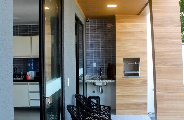 Casa 3 quartos beira de praia ompleta, para 7 pessoas