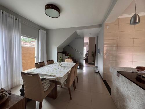 Casa 4 Suites Coqueiro