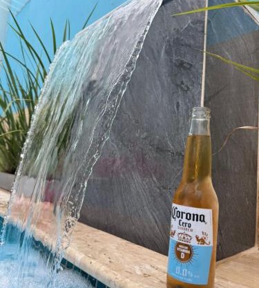 Casa 5 quadras da praça central com piscina