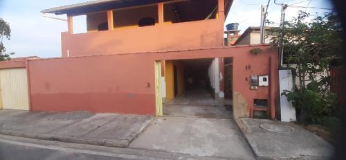 Casa a 20 metros da praia, simples com ótimo custo benefício - Mucuri, Ba