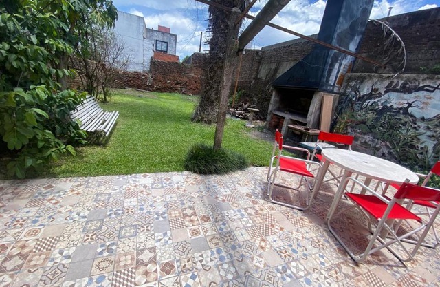 Casa a una cuadra de costanera Gualeguaychu Hasta 8 personas