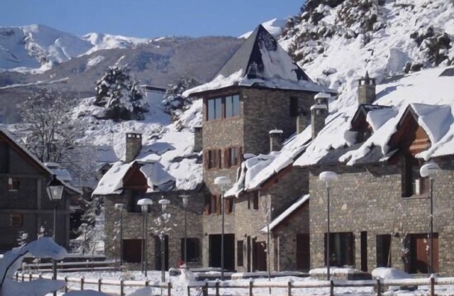 CASA ABADIA for 10/12 people