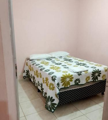 Casa Aconchegante de 2 quartos e 2 cama de casal e 1 de solteir