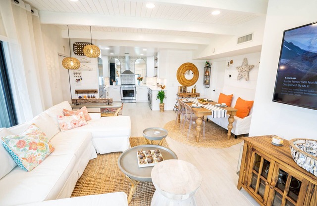 Casa al Mare – Premier "True Beachfront" Living in Vero Beach! Steps to sand!