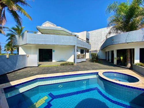 Casa Alto Padrão de Frente ao Mar