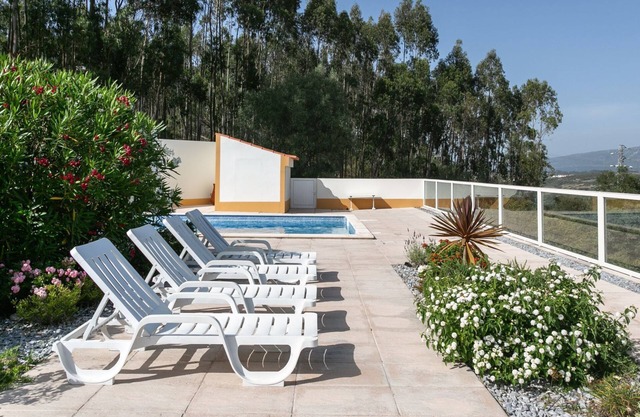 Casa Amarela - Countryside Villa by LovelyStay