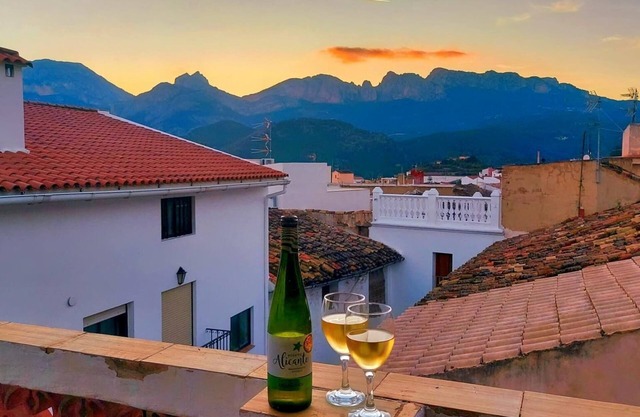 Casa Amarilla - Callosa d'En Sarria, Costa Blanca