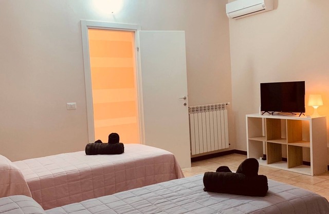Casa Amelie Spacious family apartment 300m from the center and 200m from the lake