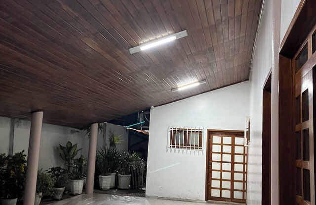 Casa Ampla com 4 Suítes com Escritório, Aceita Animais de Estimação