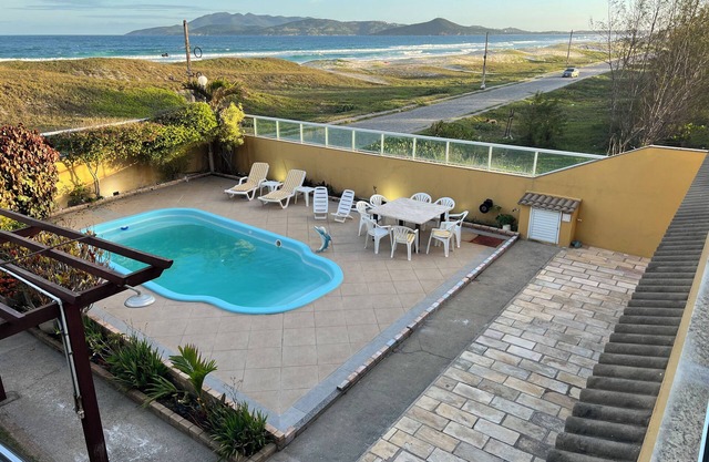 Casa ampla completa, pé na areia Praia do Foguete, Cabo Frio