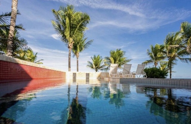 Casa Beira Mar on the beachfront and close to the natural pools.