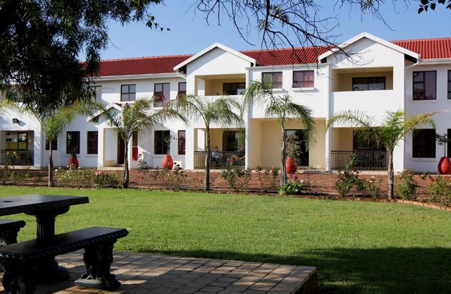 Casa Bianca Guest Lodge