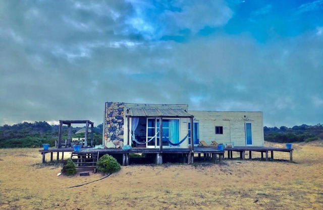 Casa Blanca y La Charo