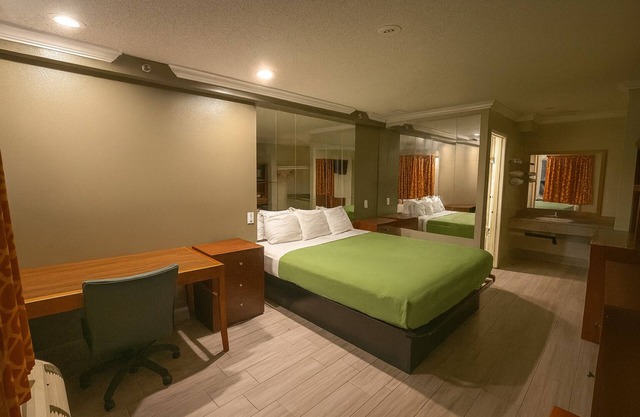 Casa Blanca Hotel Corona By Dream Luxe