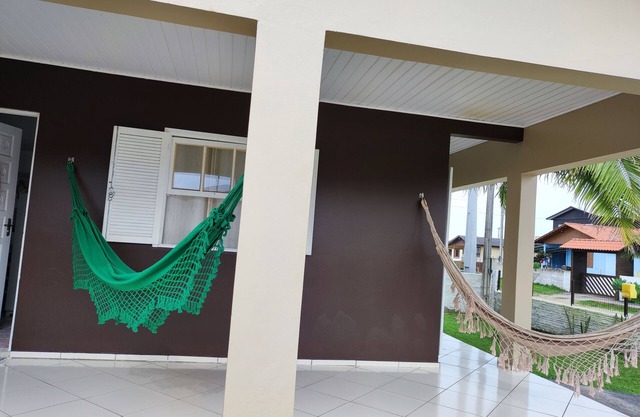 Casa Beje a few meters from the sea, with pool table - 2 km from the center