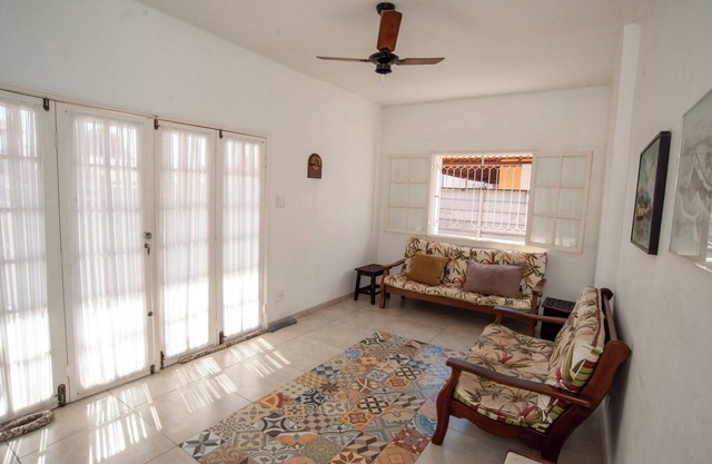 Casa c ar-condicionado a 200m do mar-Saquarema/RJ