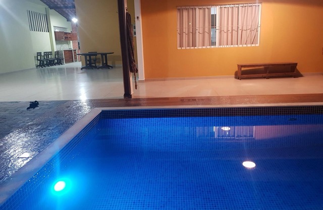 CASA C/SWIMMING POOL PRAIA GRANDE UBATUBA - 25 persons