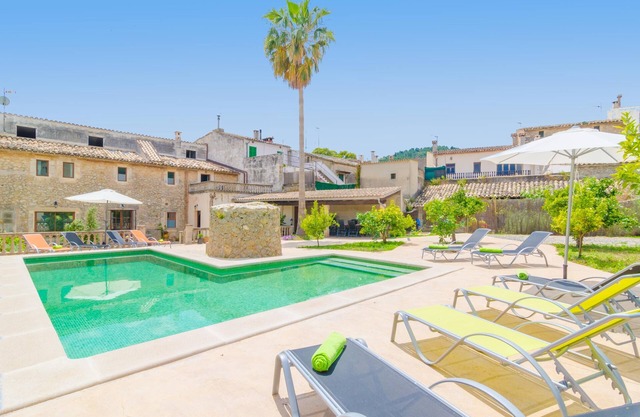 CASA CANALS - Villa with private pool in Mancor De La Vall. Free WiFi