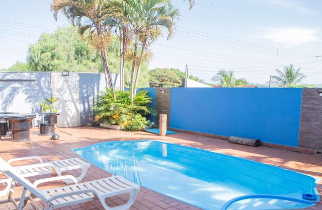 Casa com Piscina em Igarçu do Tietê