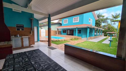 Casa com piscina e wife tabatinga